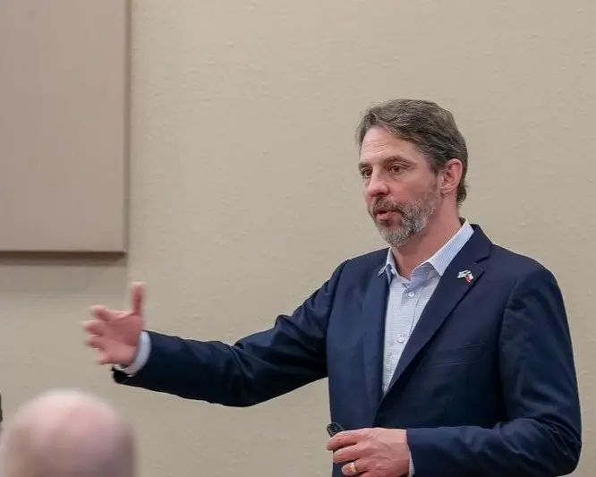 Shelby Williams teaching a free Property Tax 101 class